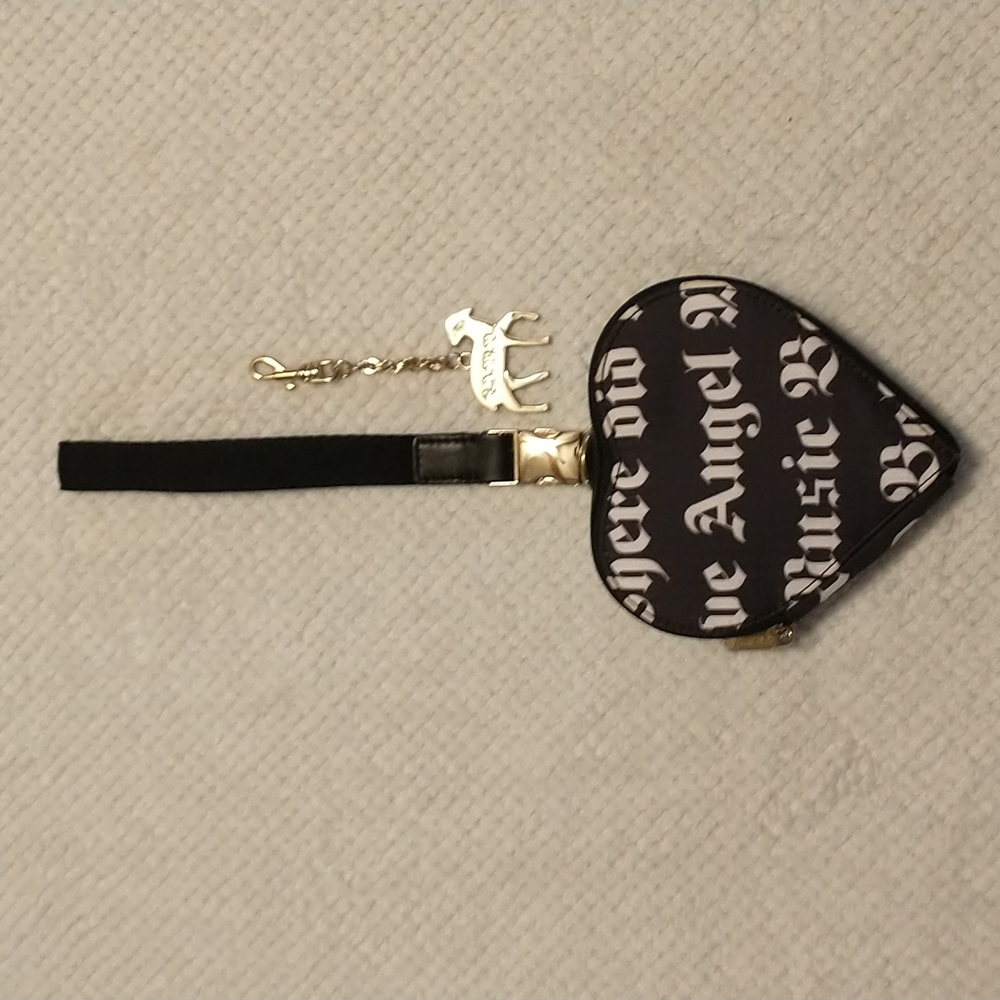 L.A.M.B Le Sportsac Heart Shaped Wristlet